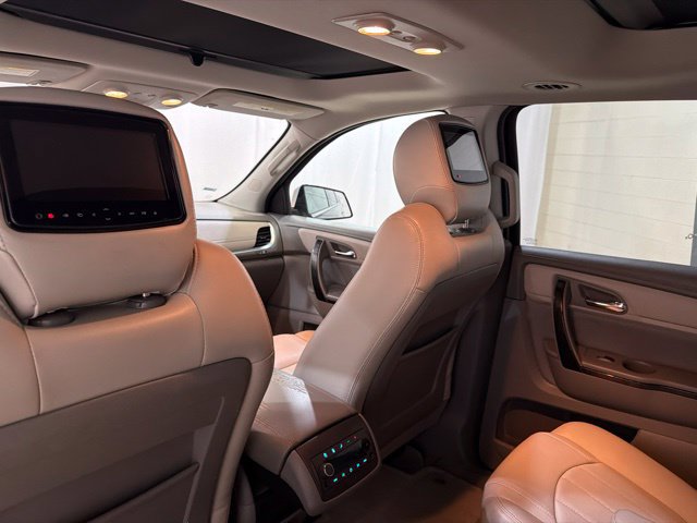 Used 2015 Chevrolet Traverse LTZ AWD/4WD image 24