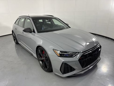 Used 2021 Audi RS 6 AWD/4WD image 28