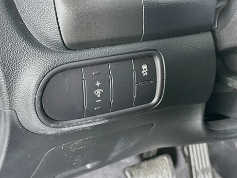 Used 2018 Kia Forte LX FWD image 16