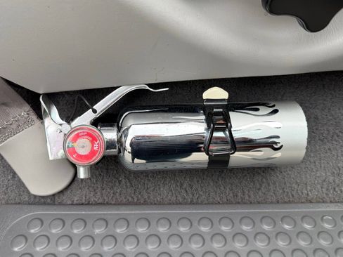 Used 1999 Ford F350 4x4 Crew Cab DRW Super Duty image 41