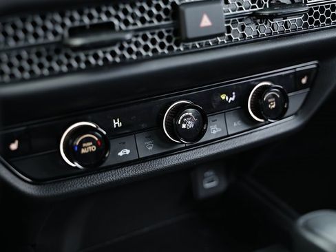 Used 2024 Honda HR-V Sport image 38