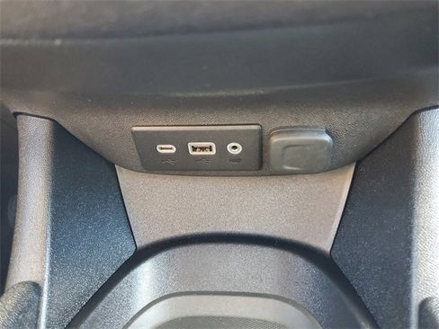 Used 2020 Chevrolet Malibu LS image 31