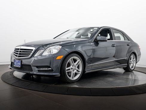 Used 2013 Mercedes-Benz E 350 4MATIC Sedan image 7