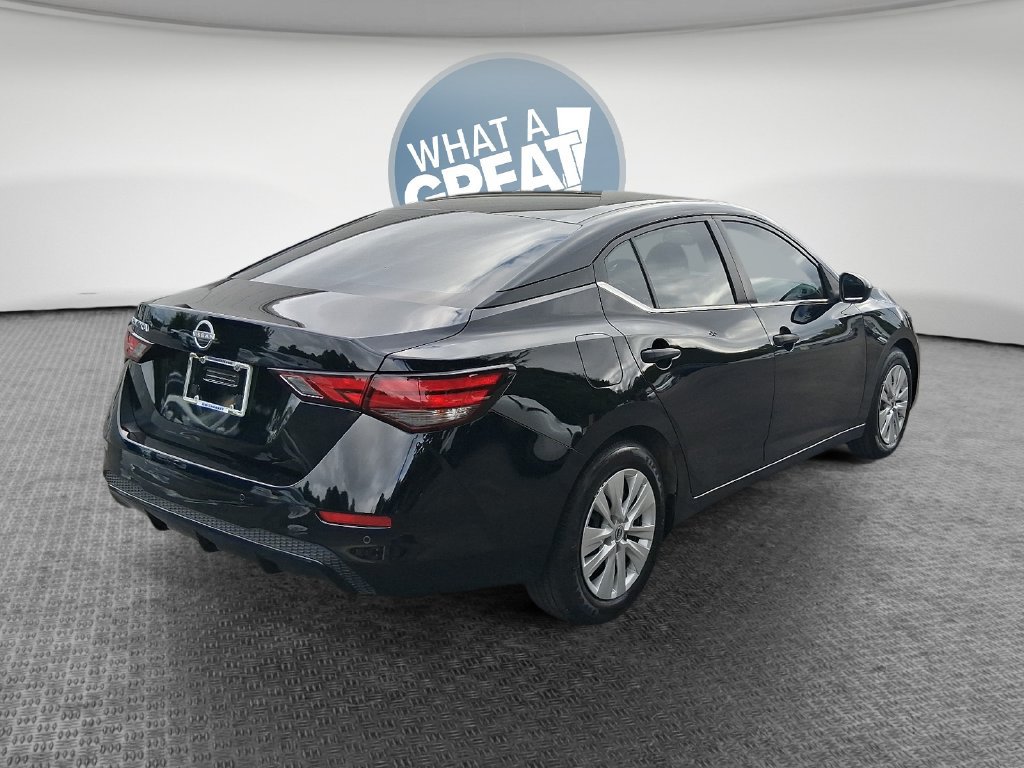 Used 2025 Nissan Sentra S FWD image 3