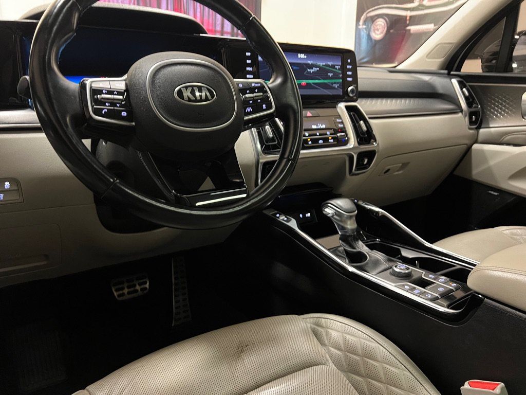 Used 2021 Kia Sorento SX FWD image 32