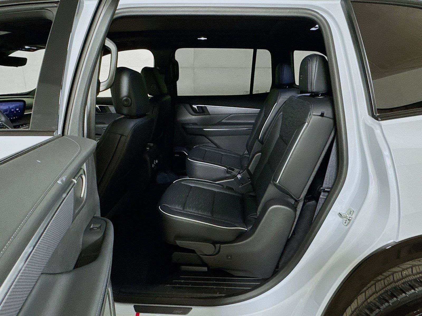 New 2026 Buick Enclave Sport Touring w/ Power Package FWD image 13