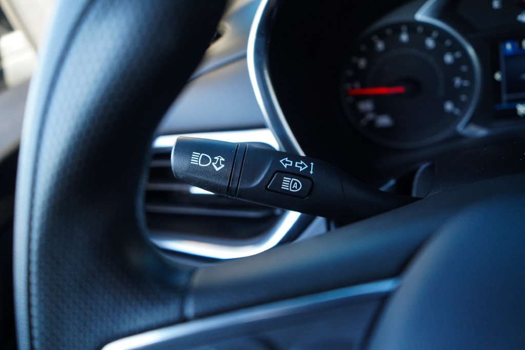 Used 2022 Chevrolet Equinox LT FWD image 34