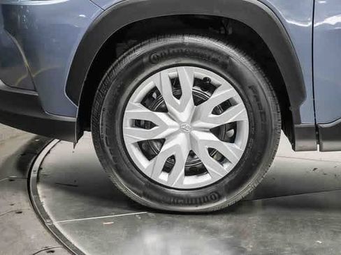 Certified 2022 Toyota Corolla Cross L image 10