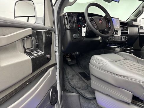 New 2026 GMC Savana 2500 w/ Driver Convenience Package RWD image 17