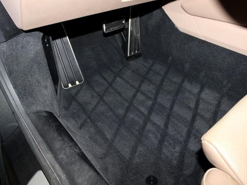 Used 2021 Porsche 911 Carrera S image 18