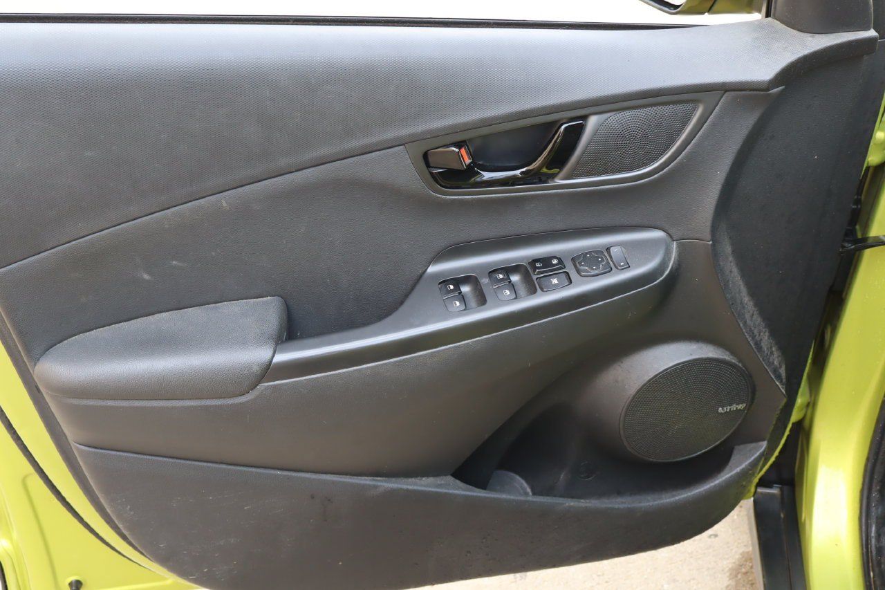 Used 2019 Hyundai Kona Limited AWD/4WD image 19