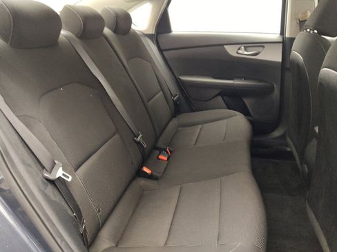 Used 2021 Kia Forte LXS FWD image 19