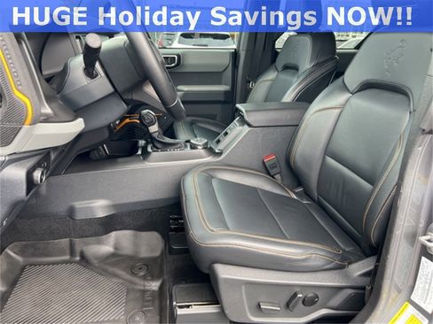 Used 2023 Ford Bronco Badlands w/ Sasquatch Package image 28