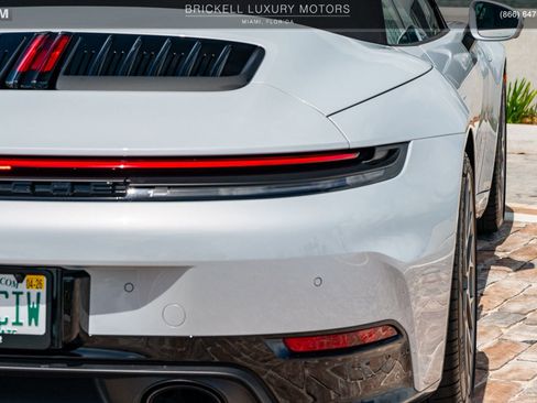 Used 2025 Porsche 911 Carrera RWD image 51