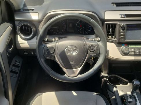 Used 2017 Toyota RAV4 XLE w/ Premium Special Value Package AWD/4WD image 11