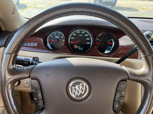 Used 2009 Buick Lucerne CXL image 17