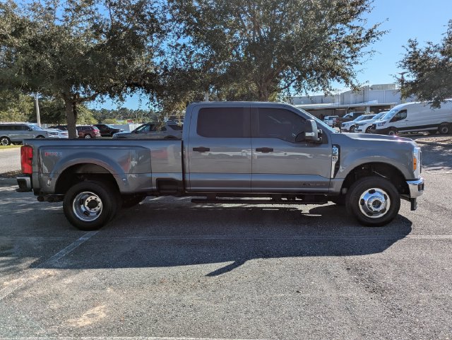 Used 2024 Ford F350 XL w/ XL Driver Assist Package AWD/4WD image 2