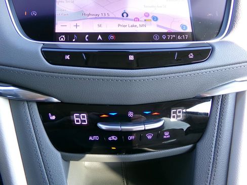 Used 2020 Cadillac XT5 Premium Luxury AWD/4WD image 22