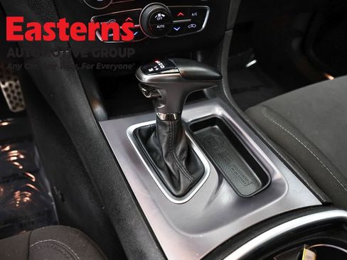 Used 2019 Dodge Charger GT image 13