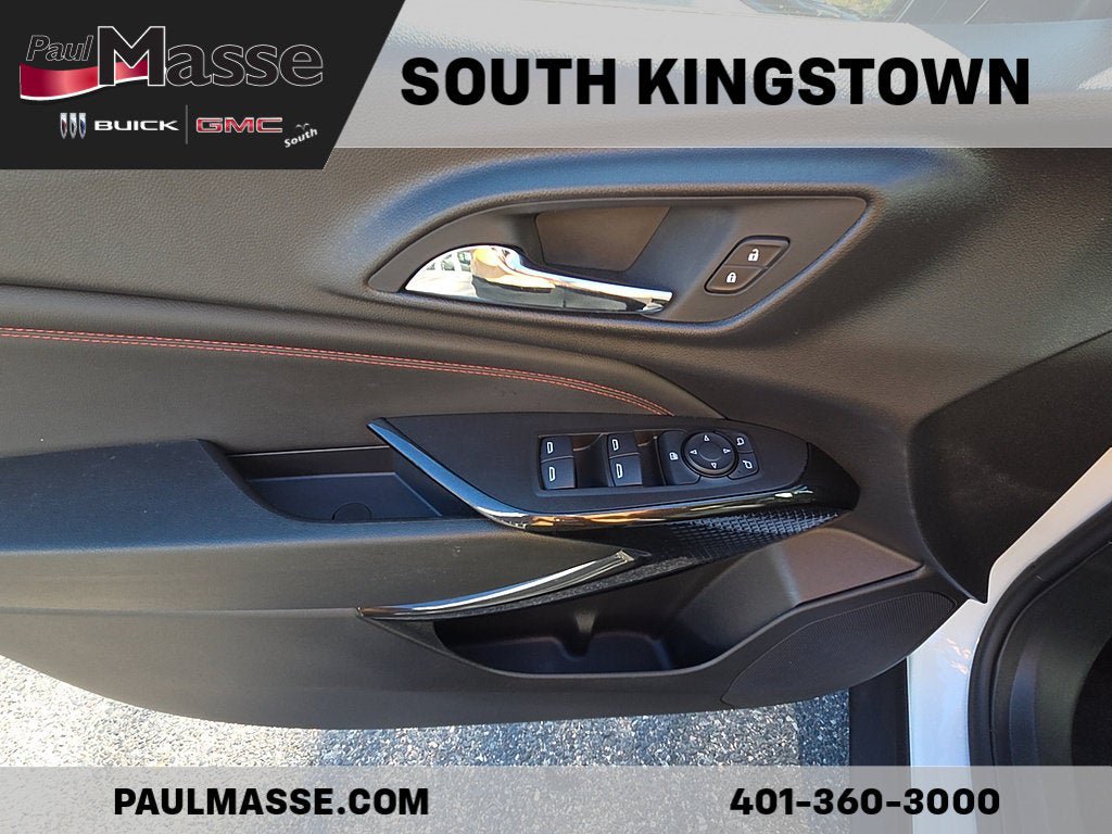 Used 2024 Chevrolet Trax RS w/ Sunroof Package FWD image 10