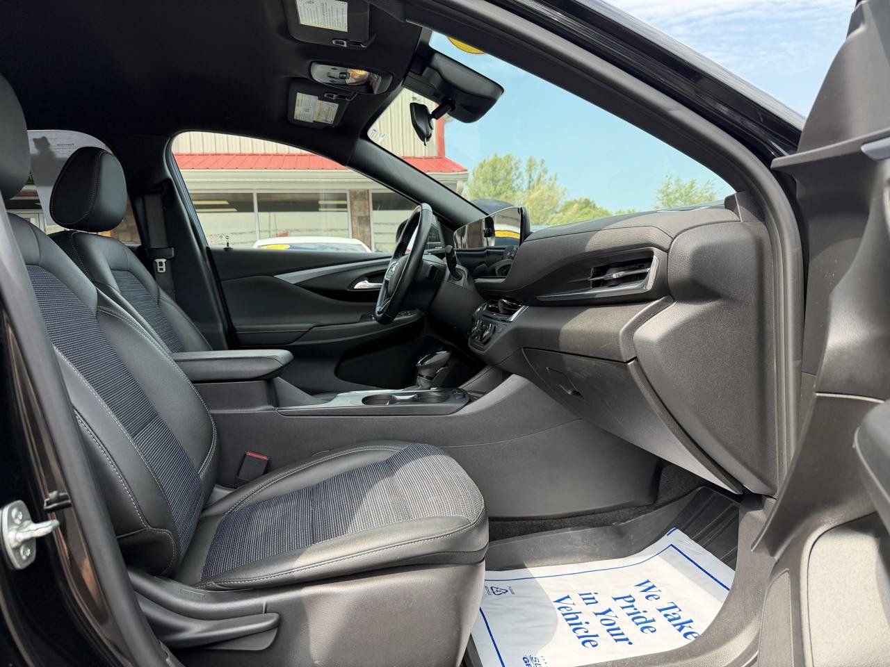 Used 2024 Buick Envista Preferred w/ Convenience I Package FWD image 23
