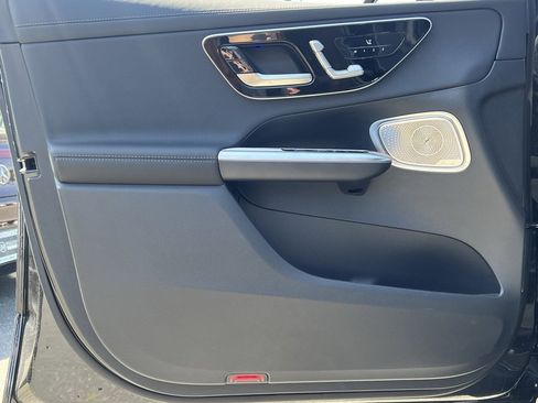 New 2025 Mercedes-Benz GLC 350e 4MATIC image 19