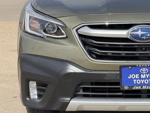 Used 2022 Subaru Outback Touring XT image 5