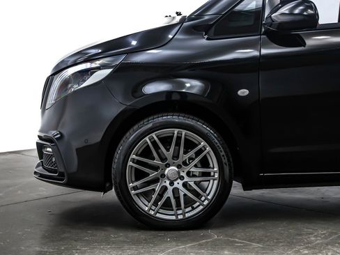 Used 2023 Mercedes-Benz Metris Passenger image 9