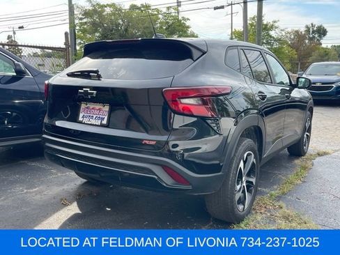 Certified 2024 Chevrolet Trax RS w/ Driver Confidence Package FWD image 3