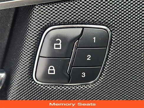 Used 2019 Lincoln Nautilus Reserve image 35