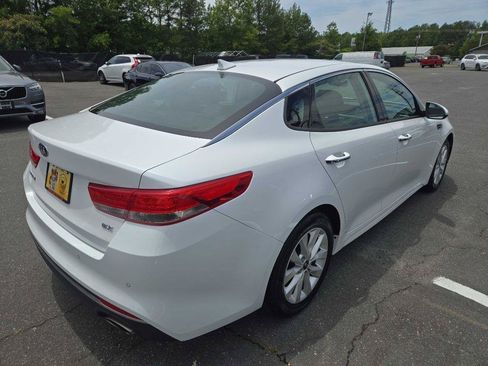 Used 2018 Kia Optima EX FWD image 3