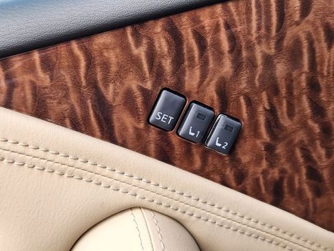 Used 2017 Nissan Armada Platinum w/ Captain Seat Package image 20