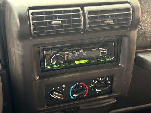 Used 2001 Jeep Wrangler Sport image 20