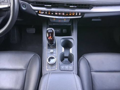 Used 2025 Cadillac XT4 Premium Luxury AWD/4WD image 14