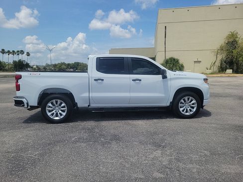 Used 2025 Chevrolet Silverado 1500 Custom AWD/4WD image 5