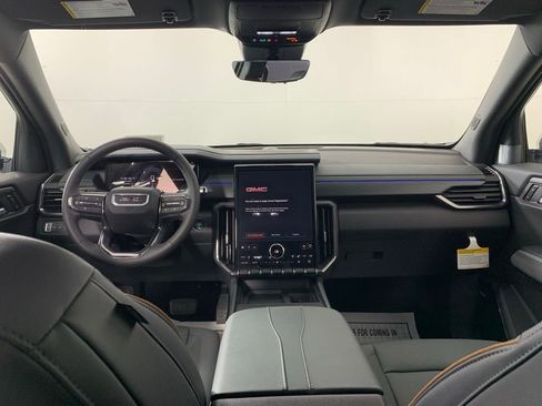 New 2026 GMC Acadia AT4 w/ Luxury Package image 24