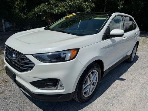 Certified 2022 Ford Edge SEL w/ Convenience Package AWD/4WD image 3