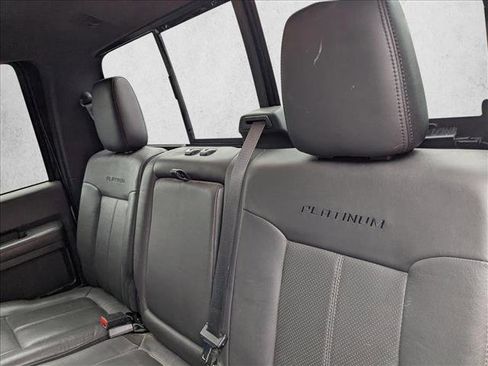 Used 2016 Ford F450 Platinum w/ FX4 Off Road Package image 17