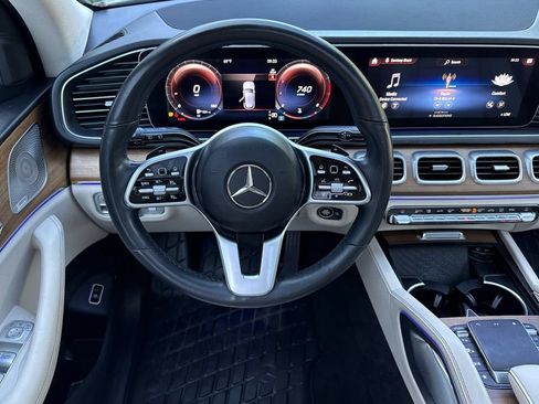 Used 2023 Mercedes-Benz GLE 350 4MATIC image 11