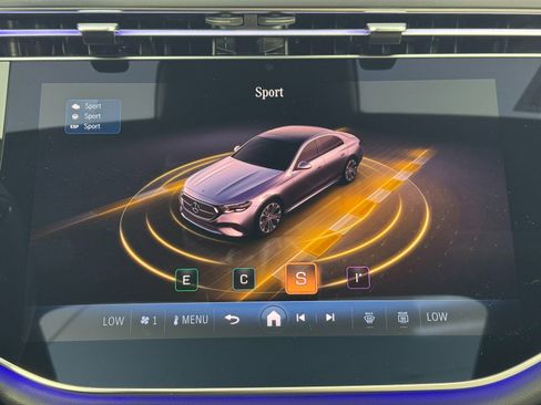 Used 2025 Mercedes-Benz E 350 E 350 w/ MBUS Superscreen Package image 29