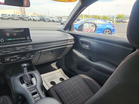 Certified 2023 Honda HR-V Sport image 17