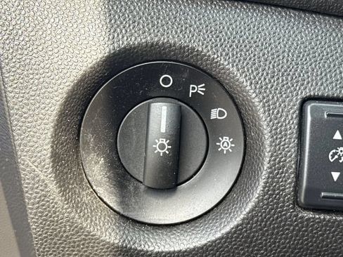 Used 2018 Ford Fiesta SE FWD image 34
