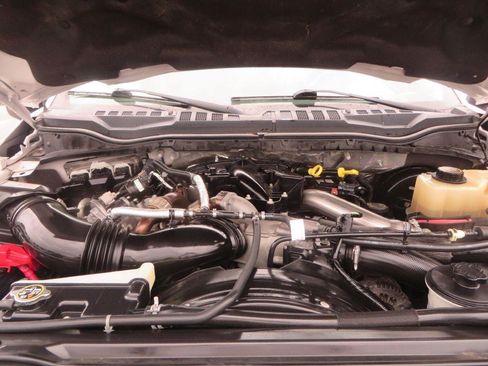 Used 2019 Ford F250 Lariat w/ Chrome Package AWD/4WD image 30