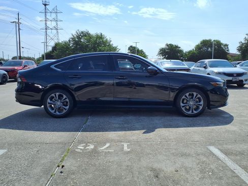 Used 2024 Honda Accord EX image 25
