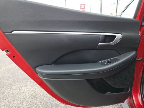Used 2025 Hyundai Sonata SEL FWD image 18