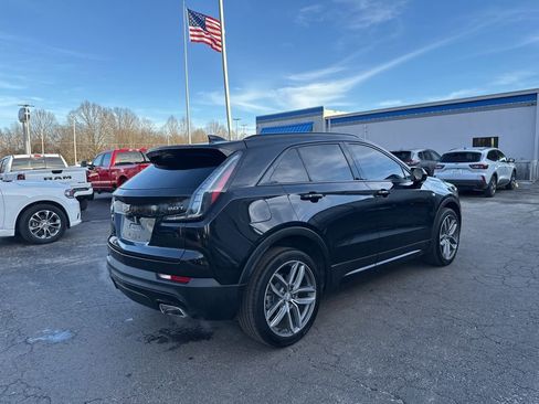 Used 2019 Cadillac XT4 Sport image 3