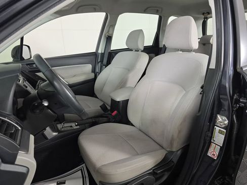 Used 2017 Subaru Forester 2.5i w/ Alloy Wheel Package AWD/4WD image 15
