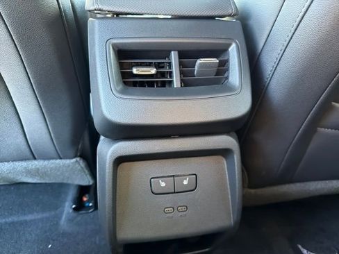 New 2026 Chevrolet Equinox EV LT image 24