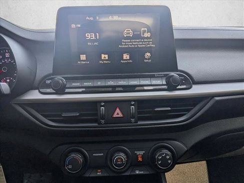 Used 2020 Kia Forte LXS FWD image 14