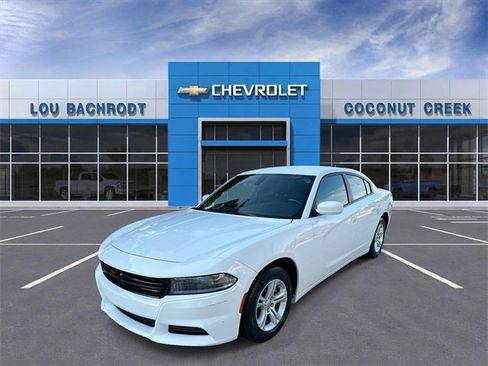 Used 2022 Dodge Charger SXT image 4